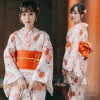 Японското кимоно-секси вечерна рокля с модифициран розов цвят, ще се носят на японската юкату и дрехи за момичета-богини снимки на вятъра